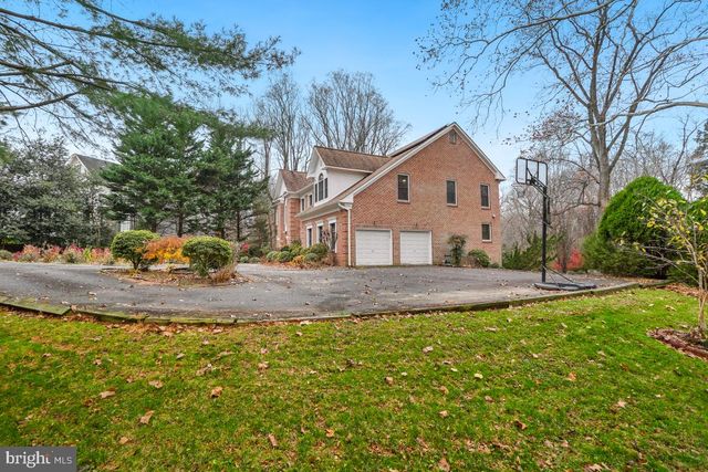 9454 SEVEN LOCKS RD, Bethesda, MD 20817