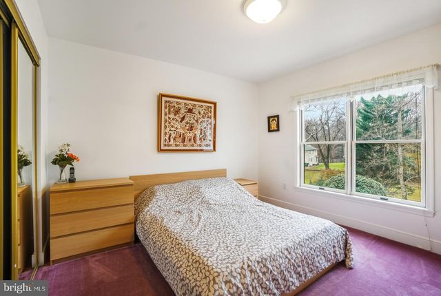 9454 SEVEN LOCKS RD, Bethesda, MD 20817