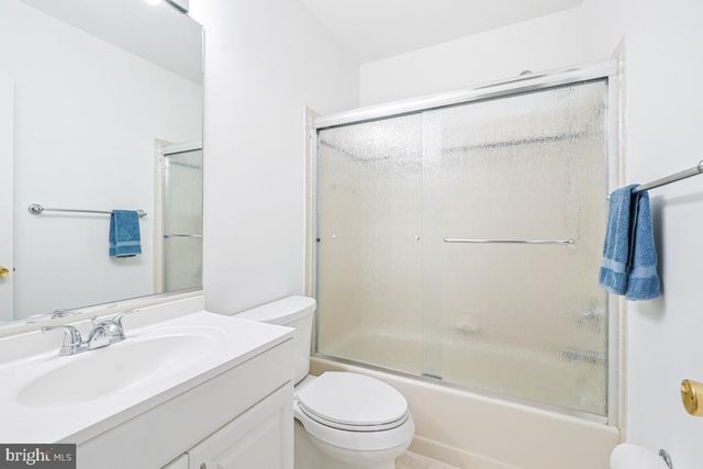 9454 SEVEN LOCKS RD, Bethesda, MD 20817