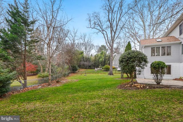 9454 SEVEN LOCKS RD, Bethesda, MD 20817