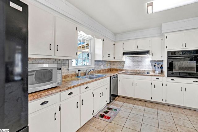 108 Floy Street, Spartanburg, SC 29301