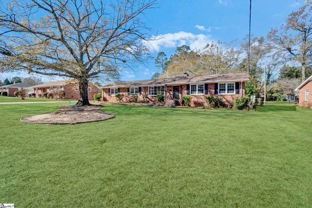 108 Floy Street, Spartanburg, SC 29301