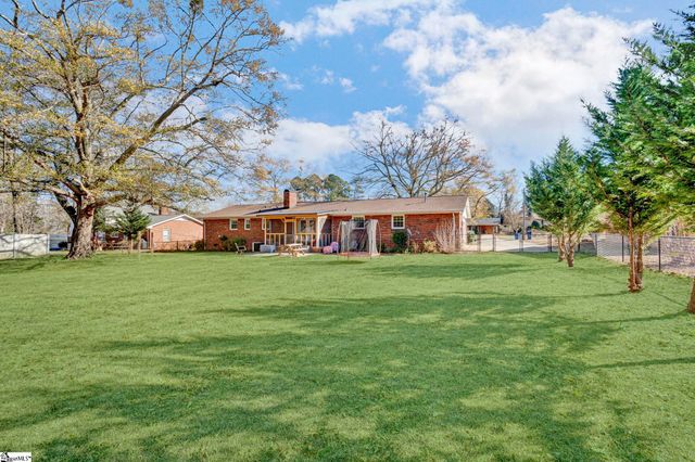 108 Floy Street, Spartanburg, SC 29301