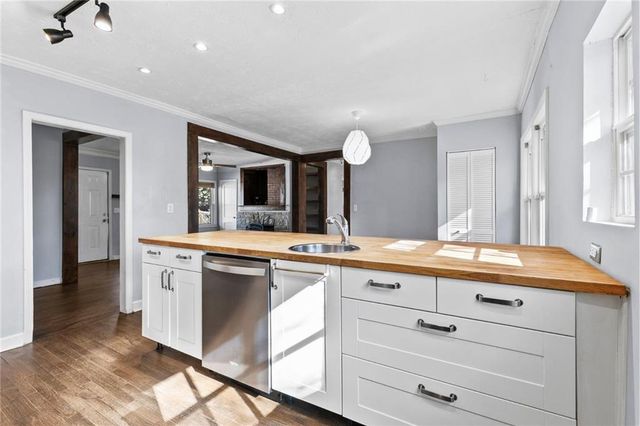 1933 Camellia Drive, Decatur, GA 30032