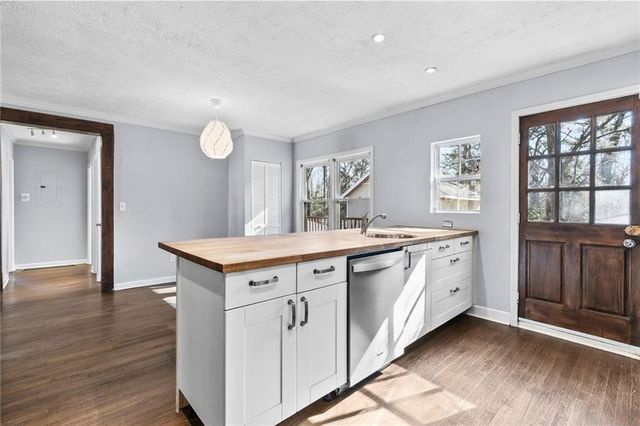 1933 Camellia Drive, Decatur, GA 30032