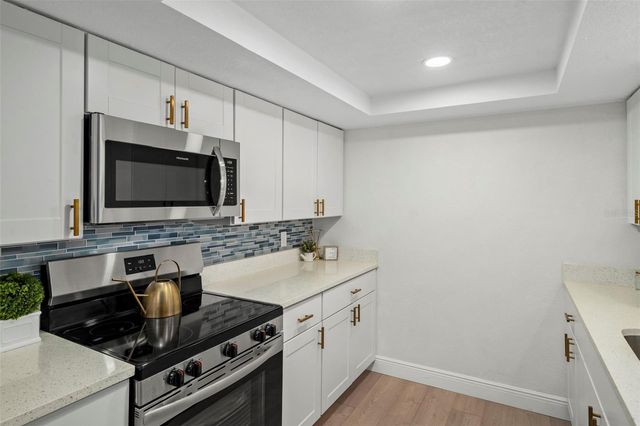 5253 FALCON DRIVE, Holiday, FL 34690