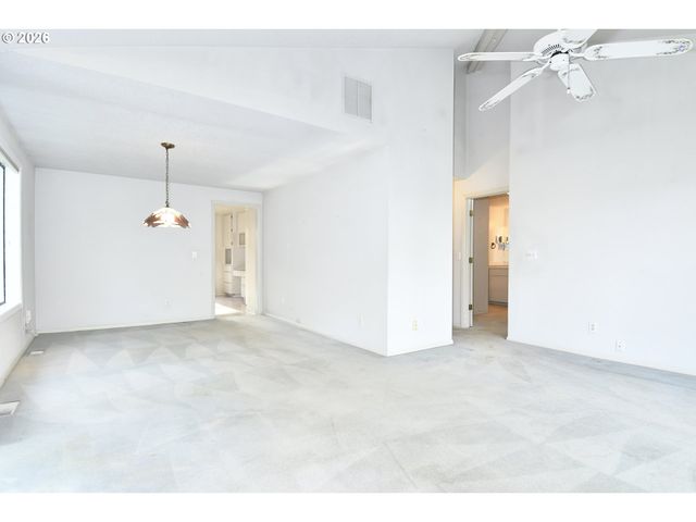 7644 Sw CRESMOOR Dr, Beaverton, OR 97008