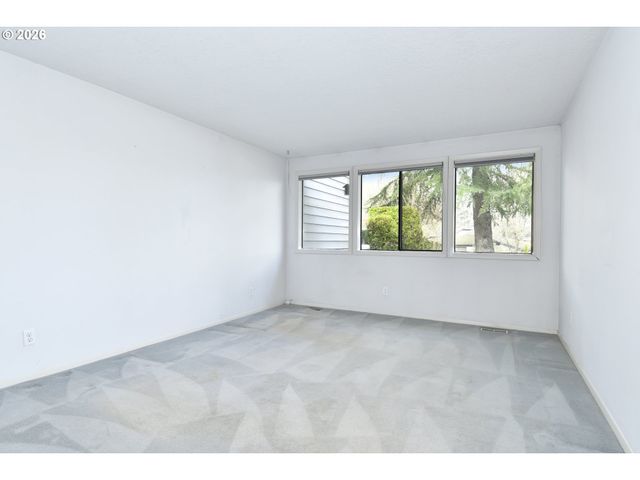 7644 Sw CRESMOOR Dr, Beaverton, OR 97008