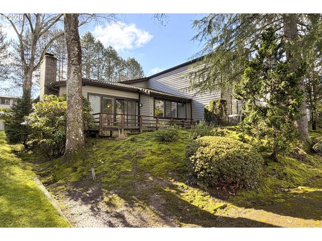 7644 Sw CRESMOOR Dr, Beaverton, OR 97008