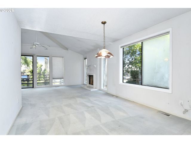 7644 Sw CRESMOOR Dr, Beaverton, OR 97008