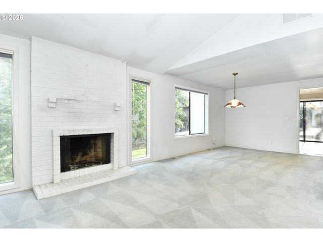 7644 Sw CRESMOOR Dr, Beaverton, OR 97008