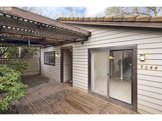 7644 Sw CRESMOOR Dr, Beaverton, OR 97008