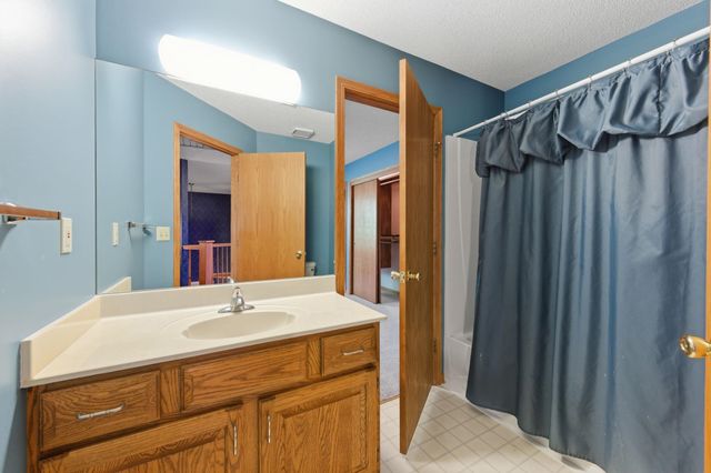 1761 S Butternut Dr, Wichita, KS 67230