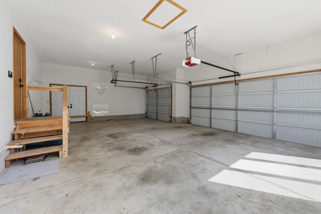 1761 S Butternut Dr, Wichita, KS 67230
