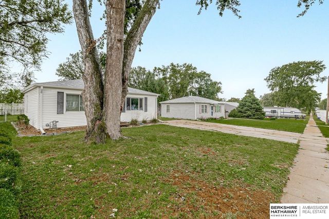 7309 Joseph Avenue, La Vista, NE 68128