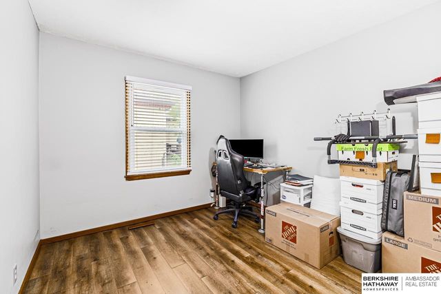7309 Joseph Avenue, La Vista, NE 68128