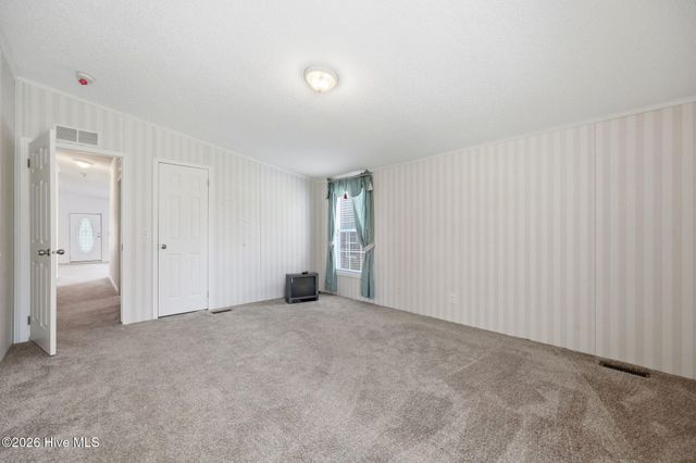 185 Barnes-Foster Loop Road, Belhaven, NC 27810