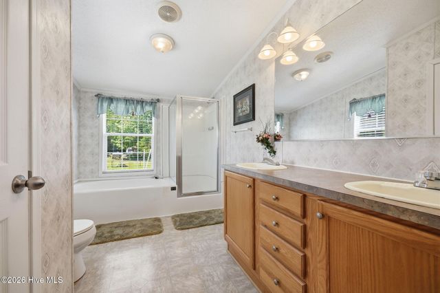 185 Barnes-Foster Loop Road, Belhaven, NC 27810
