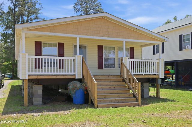 185 Barnes-Foster Loop Road, Belhaven, NC 27810