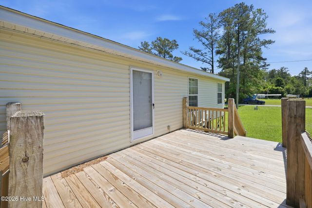 185 Barnes-Foster Loop Road, Belhaven, NC 27810
