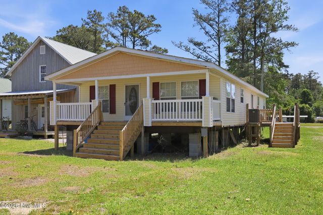 185 Barnes-Foster Loop Road, Belhaven, NC 27810