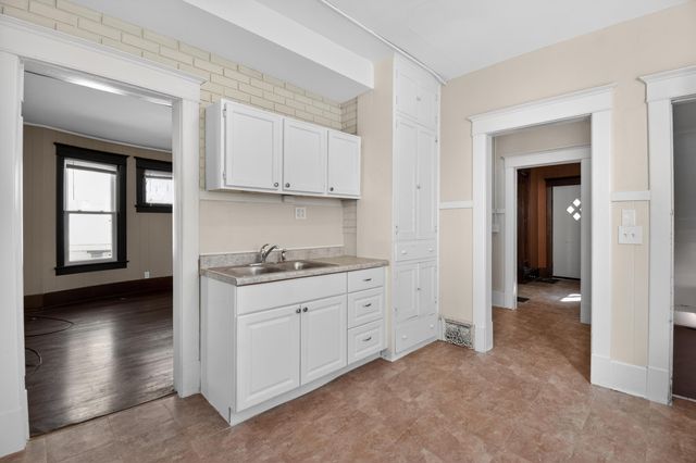 311 GLEN Avenue, Council Bluffs, IA 51503