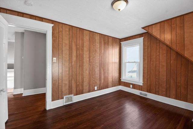 311 GLEN Avenue, Council Bluffs, IA 51503