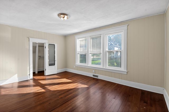 311 GLEN Avenue, Council Bluffs, IA 51503