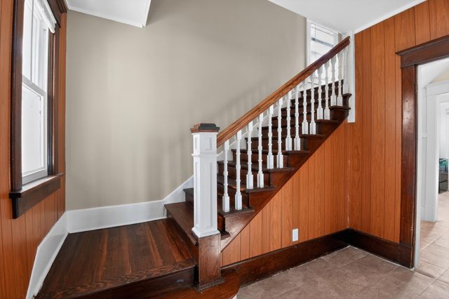 311 GLEN Avenue, Council Bluffs, IA 51503