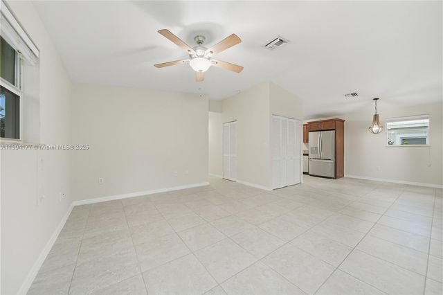 1021 Valencia Rd, Key Largo, FL 33037