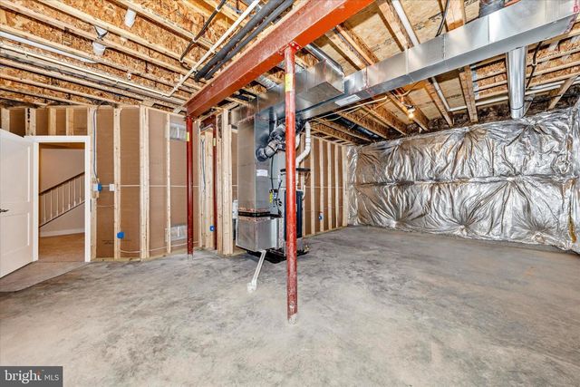 112 WHIRLAWAY DR., Westminster, MD 21157