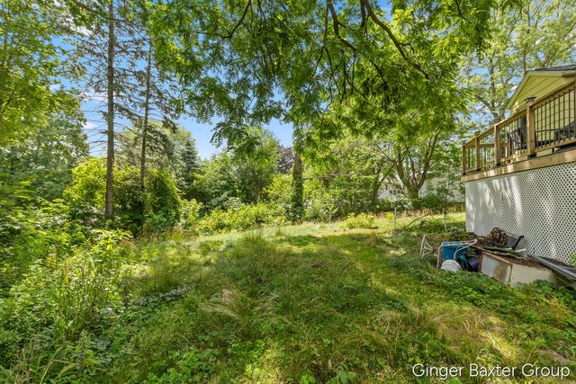 2600 Day Avenue, Grand Rapids, MI 49544
