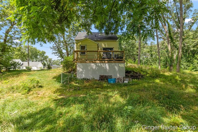 2600 Day Avenue, Grand Rapids, MI 49544