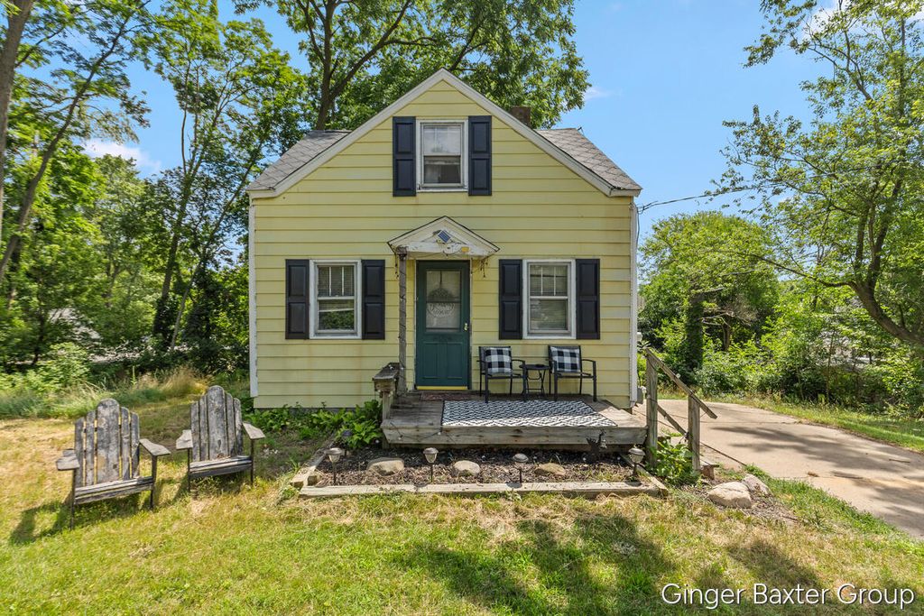 2600 Day Avenue, Grand Rapids, MI 49544