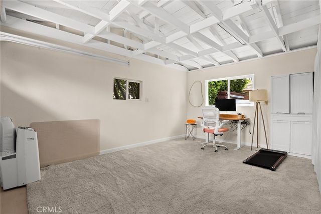 11232 Oxnard Street, North Hollywood, CA 91606