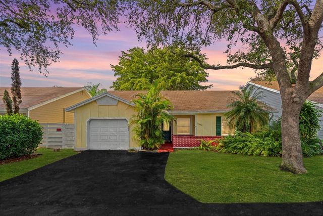 15022 SW 140th Court, Miami, FL 33186