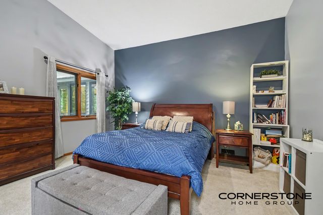 2111 Northridge Drive Ne, Plainfield Twp, MI 49525