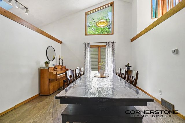2111 Northridge Drive Ne, Plainfield Twp, MI 49525