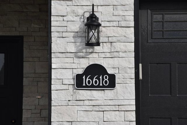 16618 KLINTON DR, Boonville, MO 65233