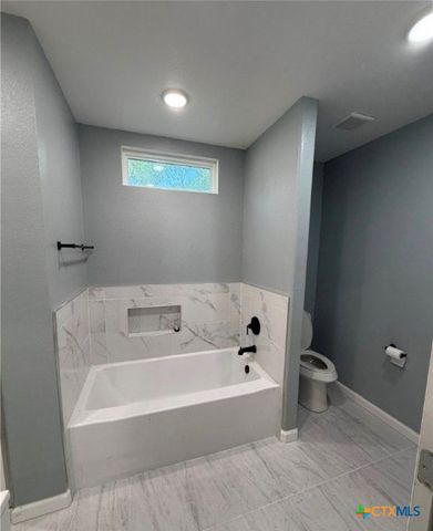 1300 N 2nd Street, Killeen, TX 76541