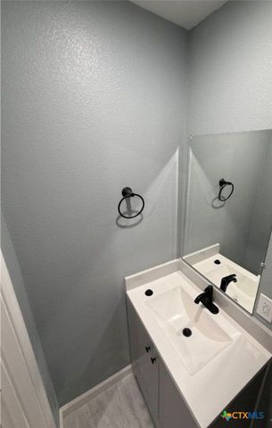 1300 N 2nd Street, Killeen, TX 76541