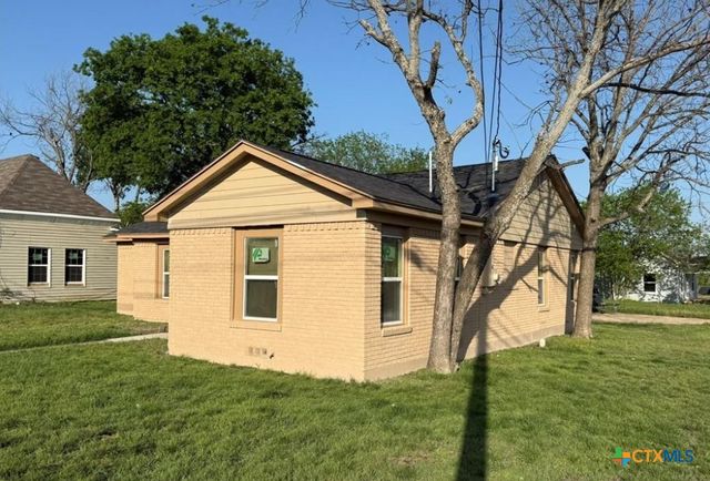 1300 N 2nd Street, Killeen, TX 76541