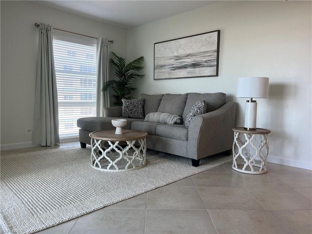 500 Saturn CT # 46, Marco Island, FL 34145