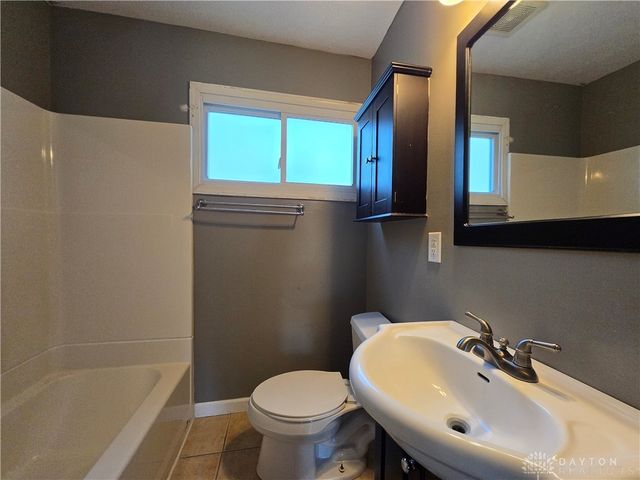 849 Flintridge Drive, Fairborn, OH 45324