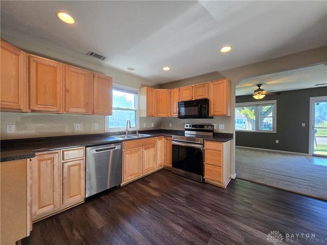 849 Flintridge Drive, Fairborn, OH 45324