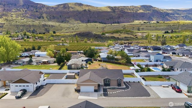 44 Jamey Lane, Malaga, WA 98828