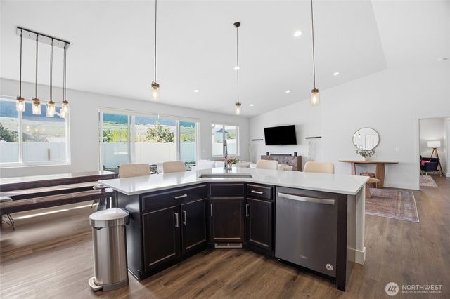 44 Jamey Lane, Malaga, WA 98828