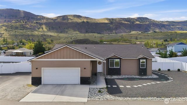 44 Jamey Lane, Malaga, WA 98828