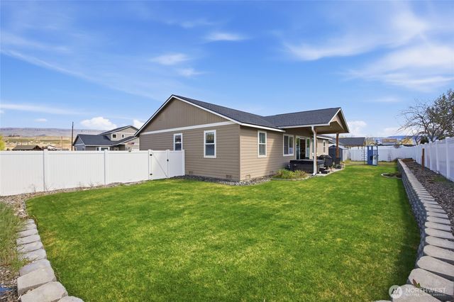 44 Jamey Lane, Malaga, WA 98828