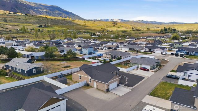 44 Jamey Lane, Malaga, WA 98828